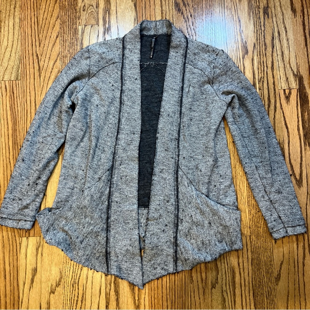 Kuhl Nova Wrap Cardigan Women's M Gray   Open Front w/ Pockets Gorpcore Outdoor
